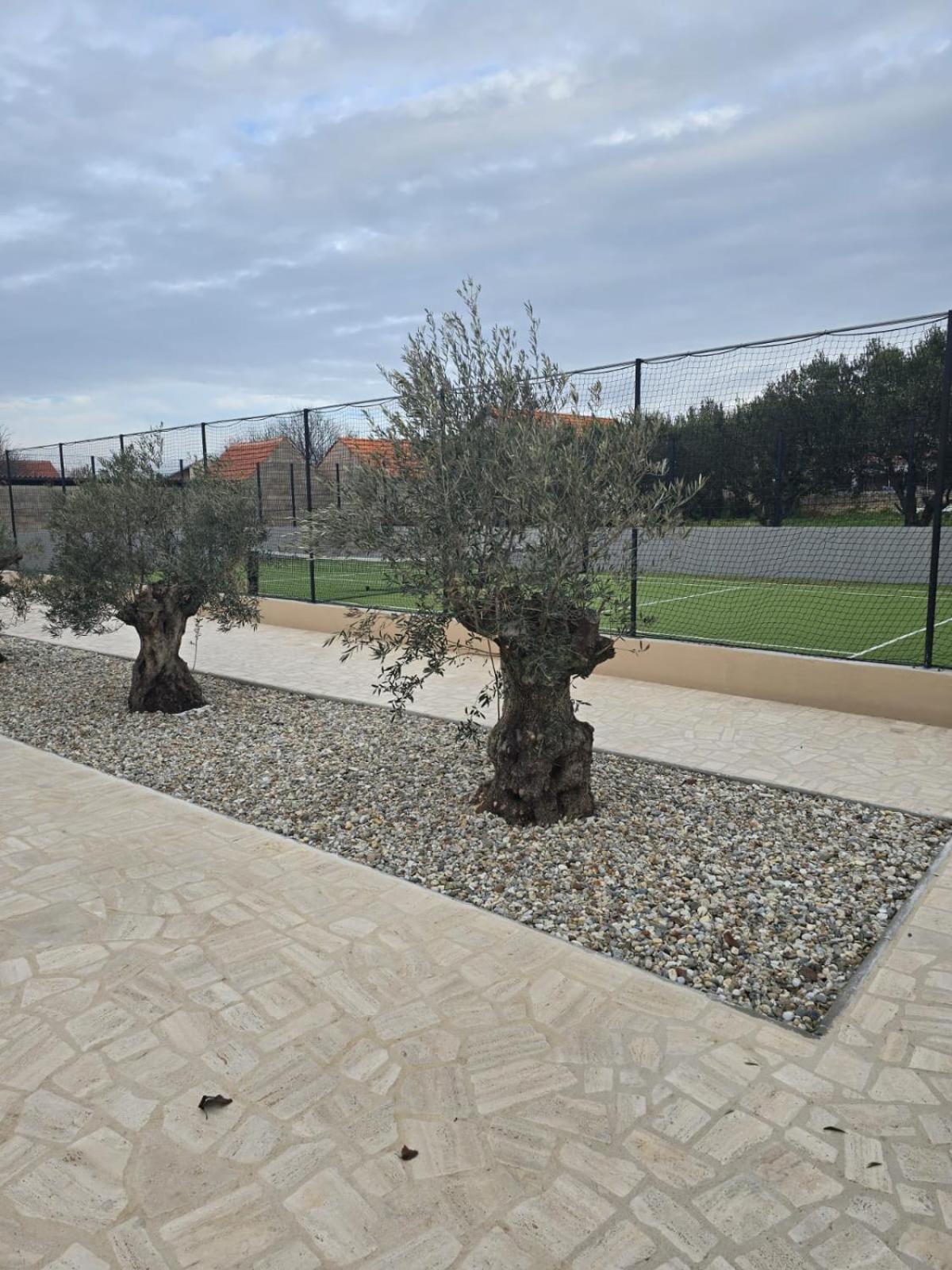 Villa Tina With Swimming Pool, Tennis Court, Games Room, Sauna, Gym, Bbq Policnik المظهر الخارجي الصورة